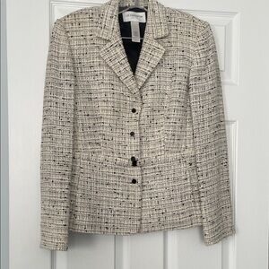 Liz Claiborne Women's Textured Cream Suit